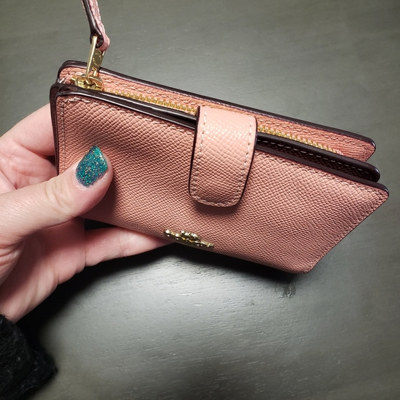 Coach Wallet - Picture 2 of 4